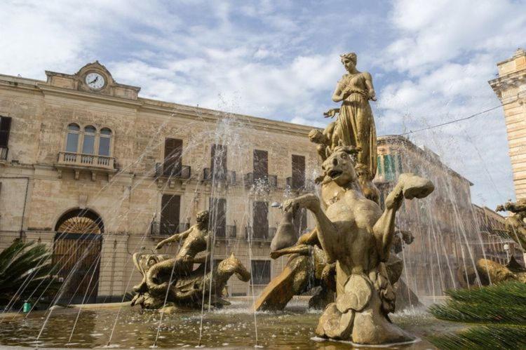 Casetta Di Tolu Siracusa Syracuse Exterior photo